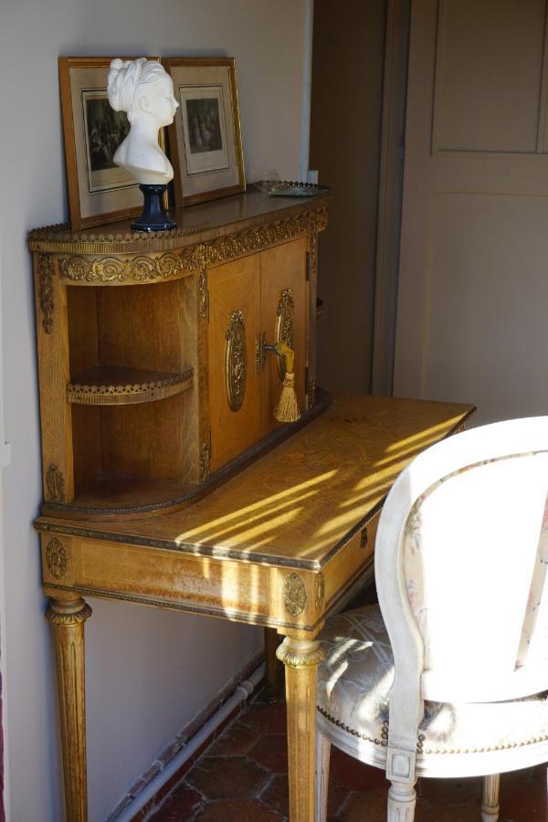 Manoir De La Comtesse Apartment Chailly-en-Biere Bagian luar foto