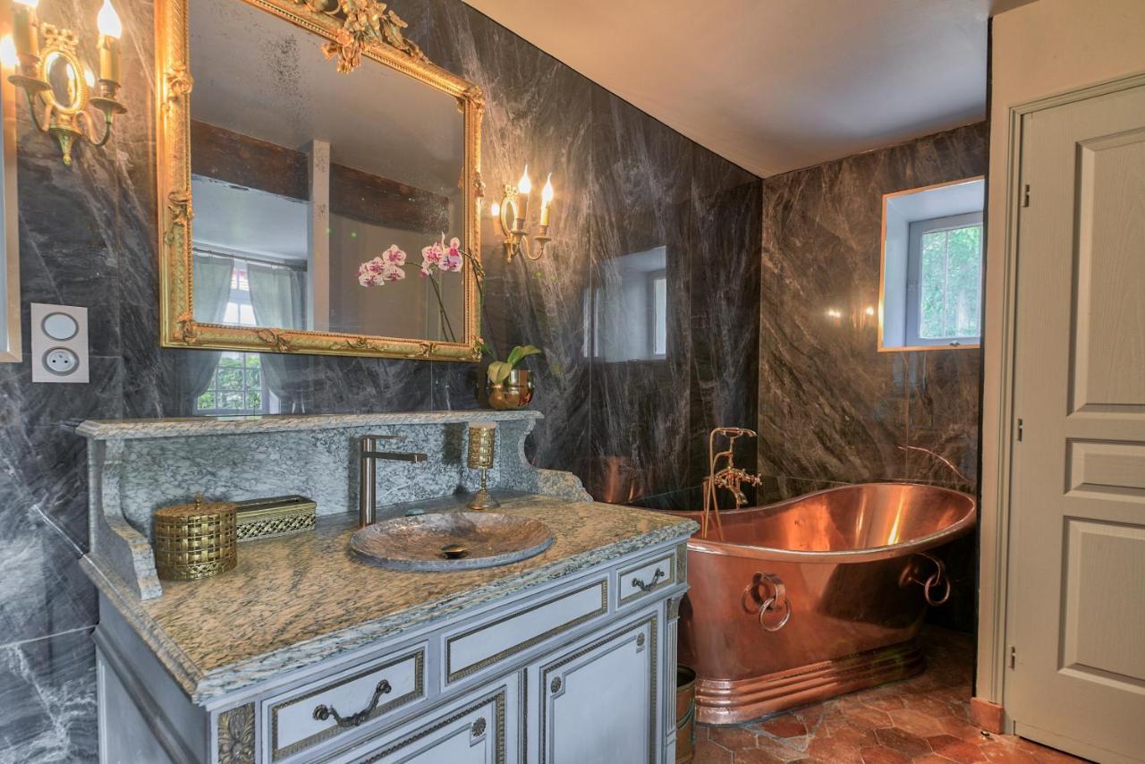 Manoir De La Comtesse Apartment Chailly-en-Biere Bagian luar foto