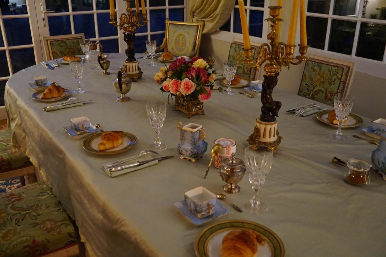 Manoir De La Comtesse Apartment Chailly-en-Biere Bagian luar foto
